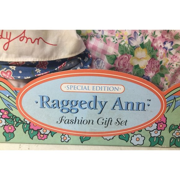 Vintage Applause Special Edition Raggedy Ann Fashion Gift Set - Picture 4 of 10